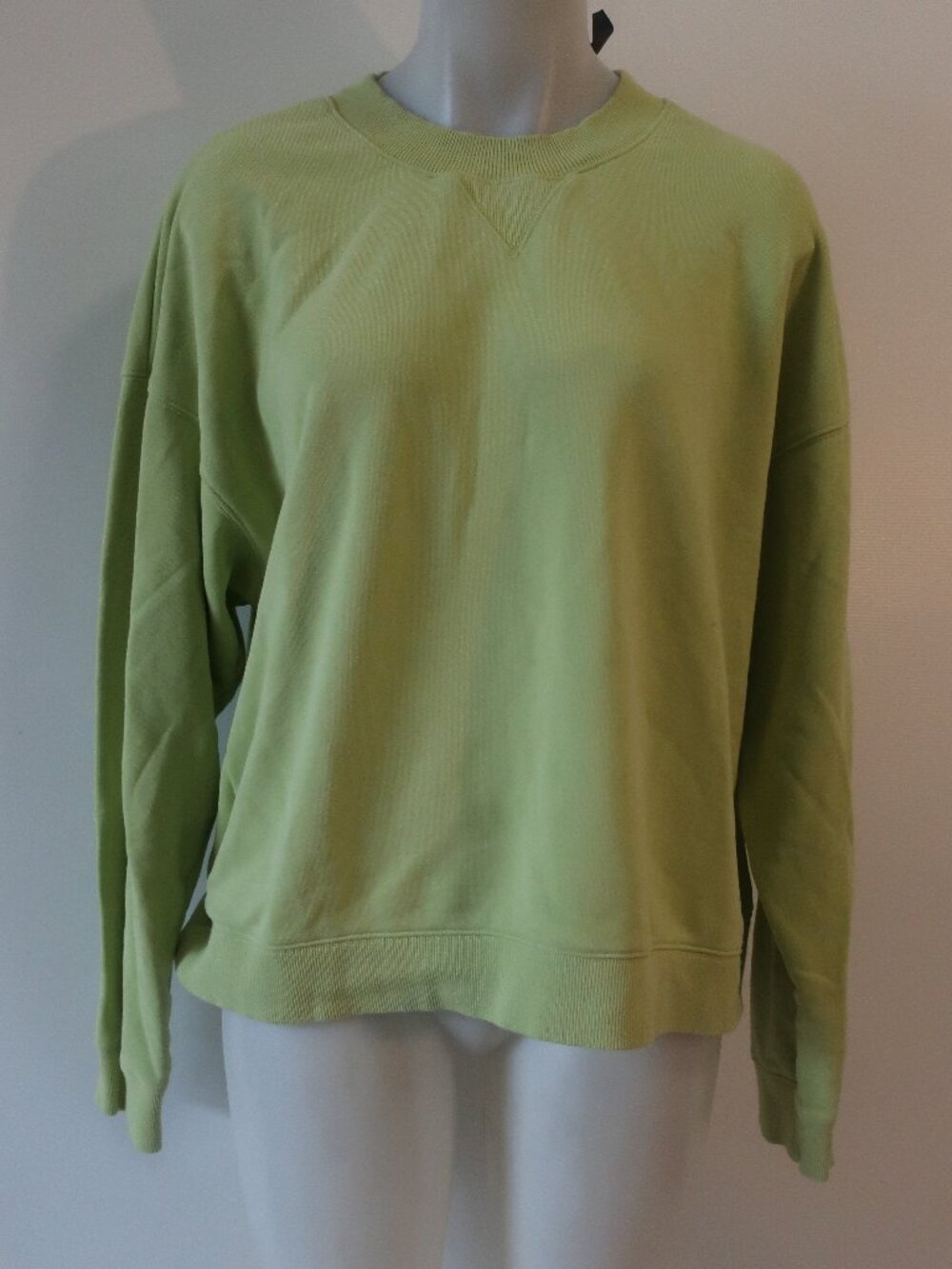 Womens Vuori Chartreuse Green (Item- 37) Crewneck Pullover Sweatshirt Top XL - Picture 5 of 6